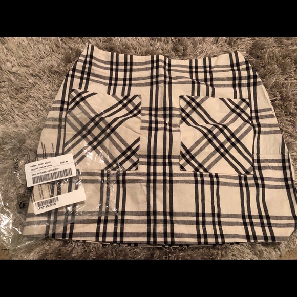 JustFab Dresses & Skirts - Plaid Mini Skirt